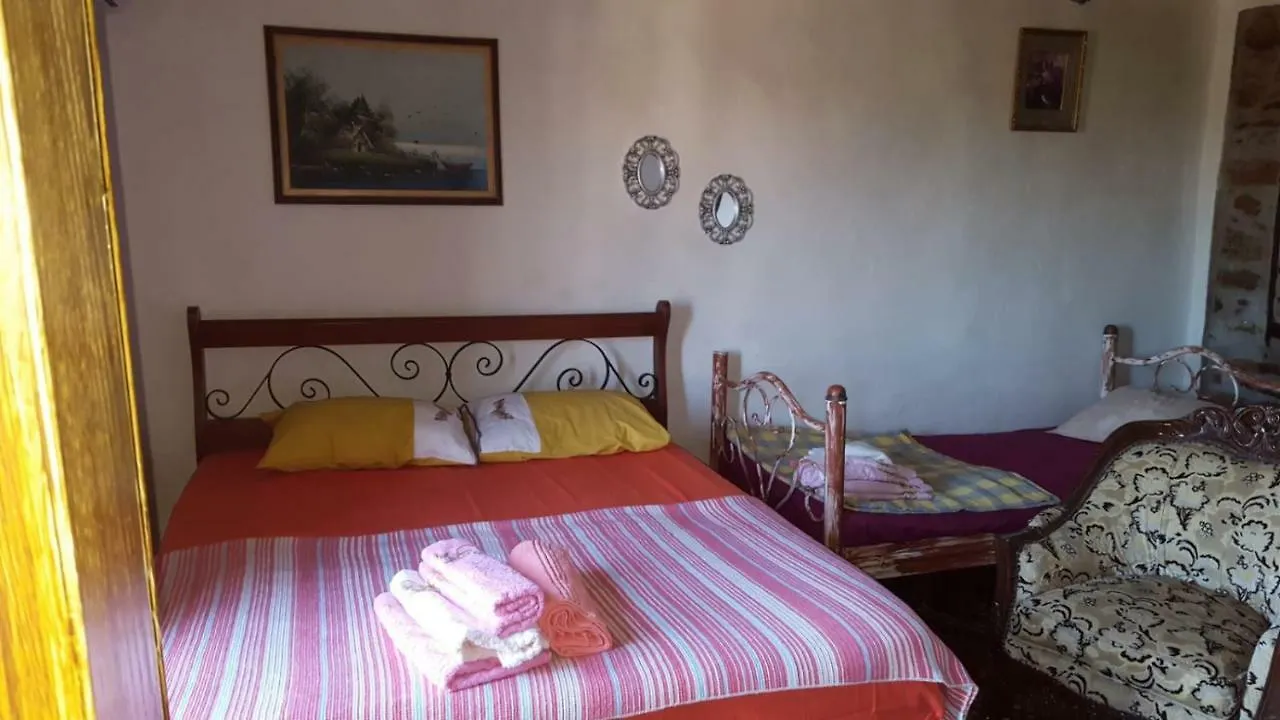 Homestay Limaki Konak Sirince Apartment Izmir